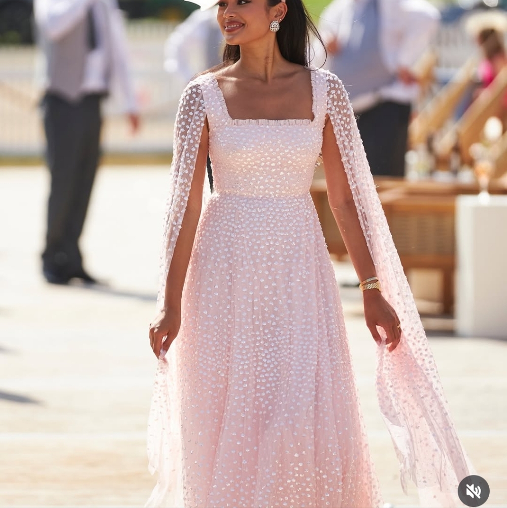 BHLDN Needle & Thread Dress Gown fits size US 4 $1,120 - Picture 6 of 9